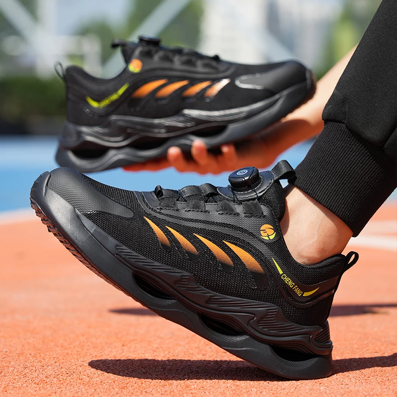 חדש רוטרי אבזם אבטחה מגפיים לגברים לעבוד נעלי ספורט קל משקל לנשימה פלדה נעלי אצבע בטיחות הדיקור הוכחה Botas התמונה 5